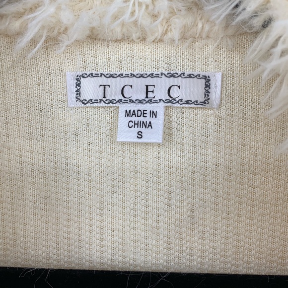 TCEC Faux Fur Vest Womens Small Sherpa Cozy soft - Picture 2 of 7